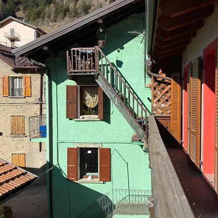 Apartamento Mansarda Corno D'aola *